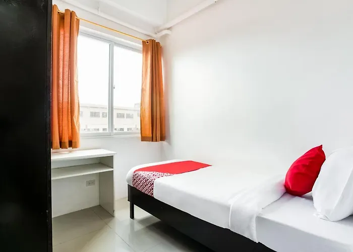 Oyo 505 Jardin Suites 2*